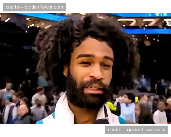 科比怀特黄蜂17分钟砍27分 高效得分手属性完美适配替补角色